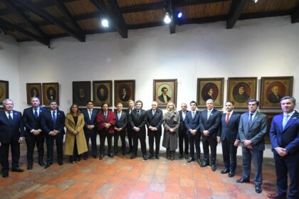 Milei encabeza en Tucumán el acto por la Independencia con gobernadores