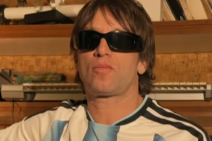 Joaquin Levinton versiona Wonderwall para alentar a la Seleccion