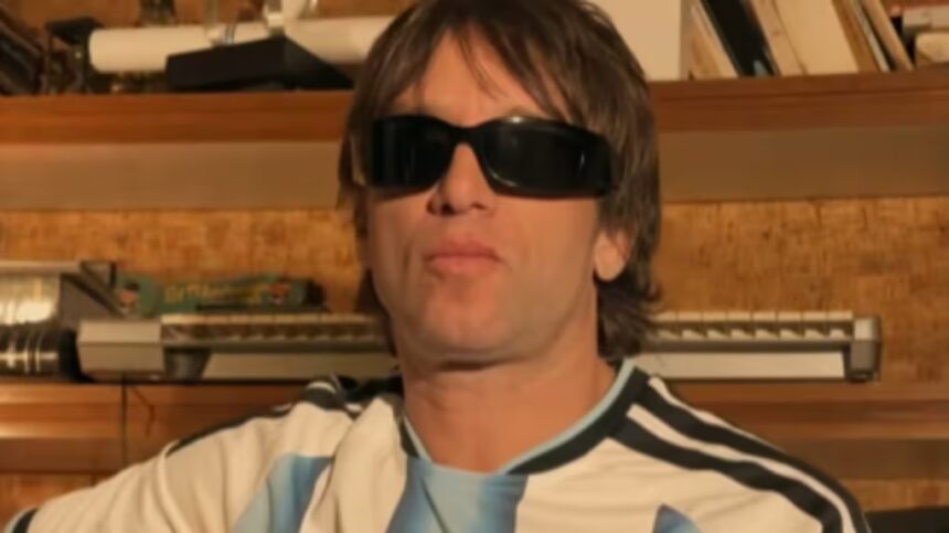Joaquin Levinton versiona Wonderwall para alentar a la Seleccion