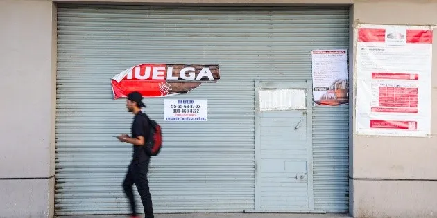 Trabajadores del Monte de Piedad mantienen huelga en guardia