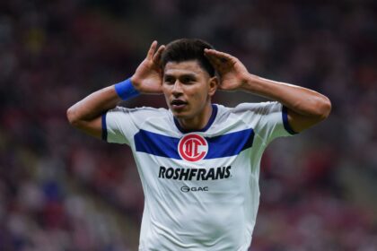 Jesus Gallardo extiende su contrato con Toluca hasta 2029