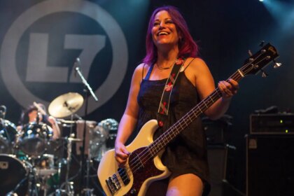 Fallece Jennifer Finch, bajista de L7, a los 59 años