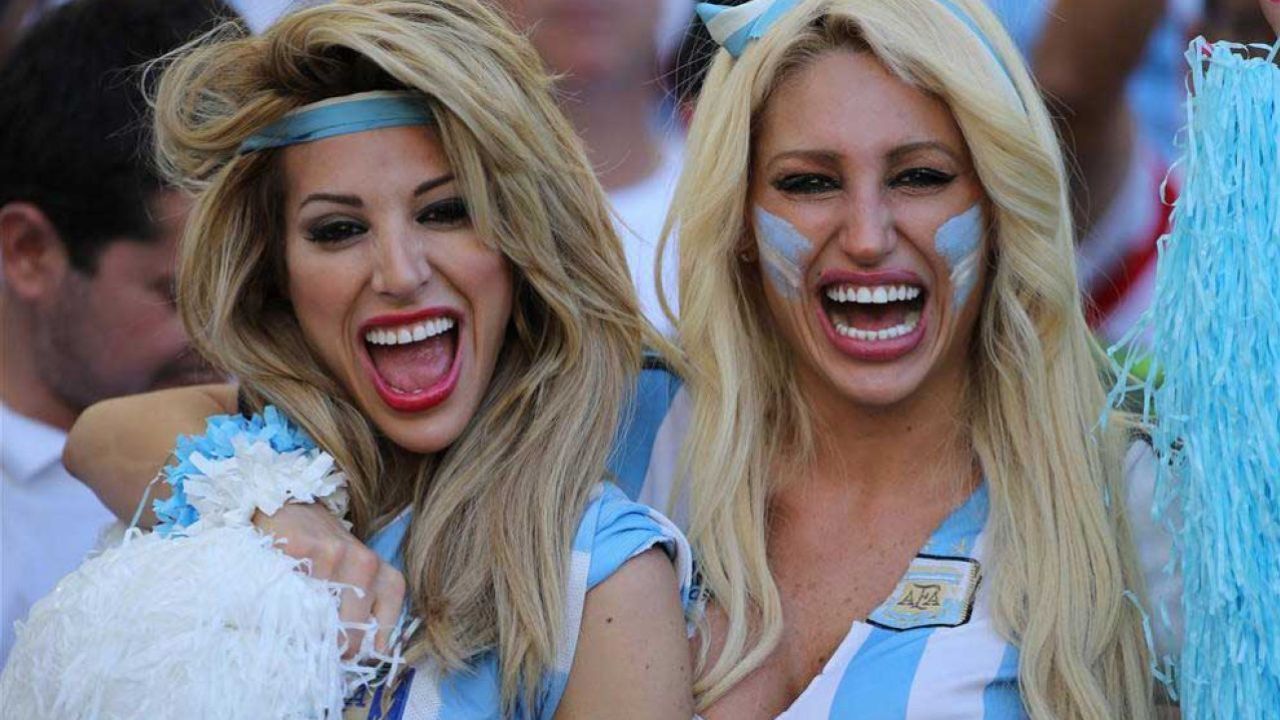 El balonazo en el partido de Argentina que impactó a las Xipolitakis