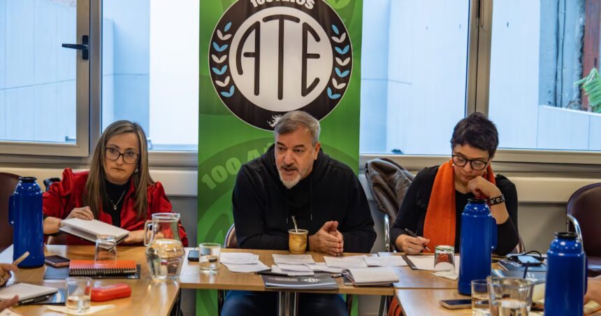 ATE convoca a paro y marcha al Ministerio de Economía el 3 de agosto