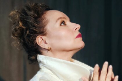Cómo Samantha Morton logró la escena del cerdo en La Odisea