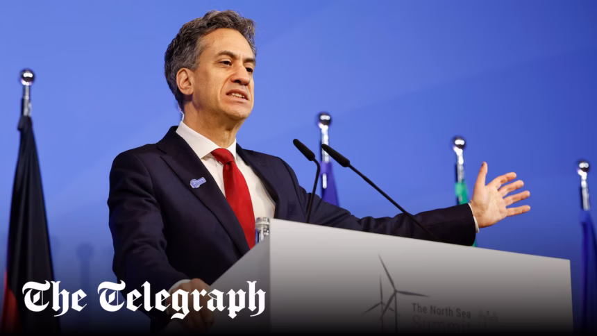Miliband acepta perforar en el Mar del Norte para llegar a Hacienda