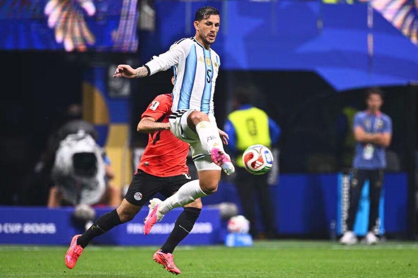 Paredes brilla y el cambio ofensivo de Scaloni mejora a Argentina