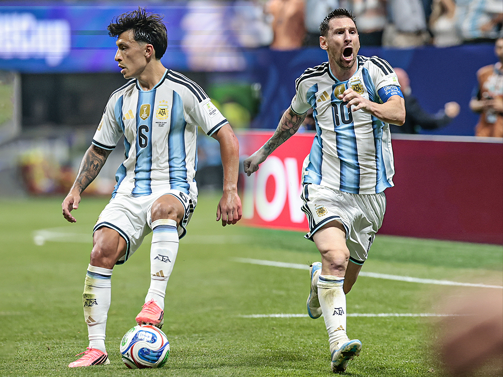 Messi y Lisandro Martinez en el once ideal del Mundial 2026
