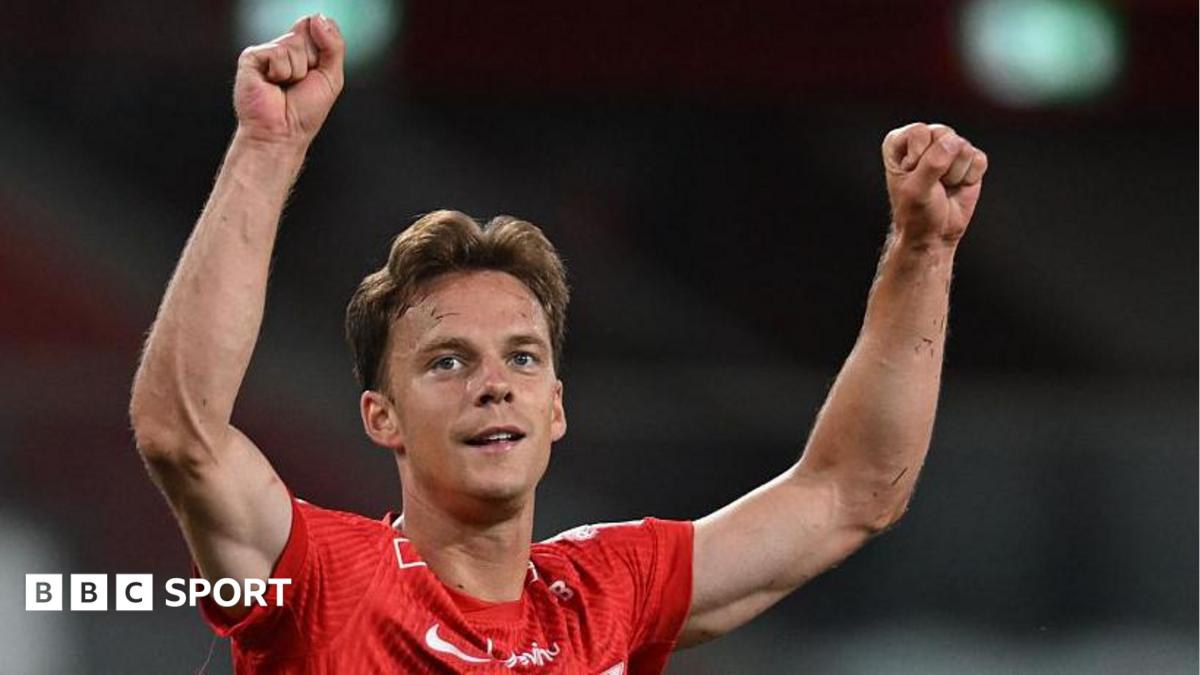 Ficha West Brom a Felix Horn Myhre