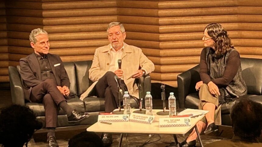 MUAC celebra 100 años de Teodoro González de León.