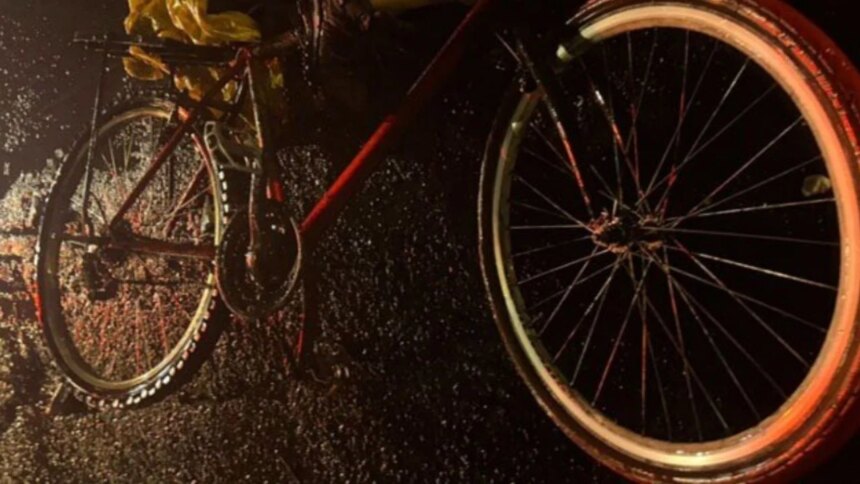 Chofer cisterna embiste y mata ciclista